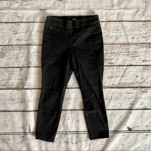 Black Nine West crop pants